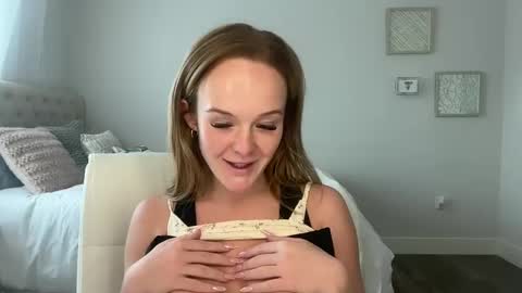 Amber online show from October 14, 7:25 pm