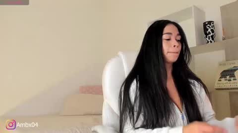 Amber online show from November 6, 11:33 am