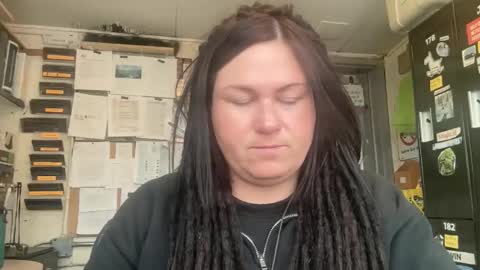 Snapshot of ambermoss7 chatting on March 5, 8:05 pm ambermoss7 online show from March 5, 8:05 pm