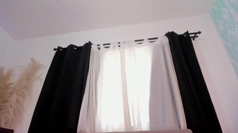 Amber  online show from November 12, 7:57 pm