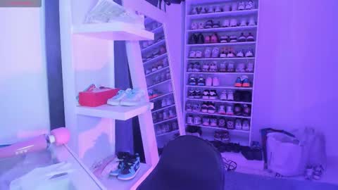 Amber online show from February 2, 3:22 pm