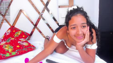 Snapshot of amberr_sweett chatting on January 2, 10:22 pm Amber online show from January 2, 10:22 pm