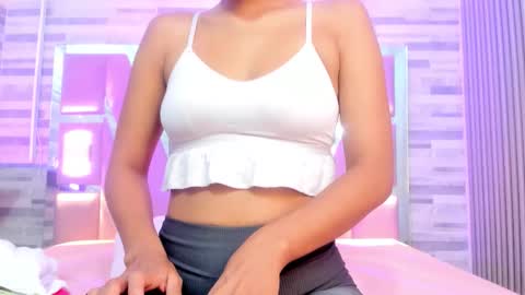 Snapshot of amberr_sweett chatting on March 29, 6:52 pm Amber online show from March 29, 6:52 pm