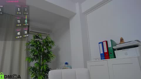 AmberRosewood online show from April 1, 4:02 am