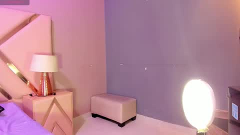 Snapshot of ambersterling chatting on February 16, 8:49 pm Amber online show from February 16, 8:49 pm