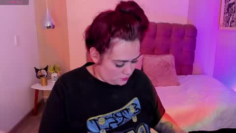 Snapshot of amberthomsonn chatting on June 29, 4:08 am Amber online show from June 29, 4:08 am