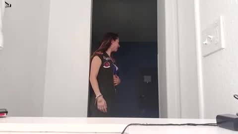 Snapshot of ambionce chatting on January 10, 7:43 am ambionce online show from January 10, 7:43 am