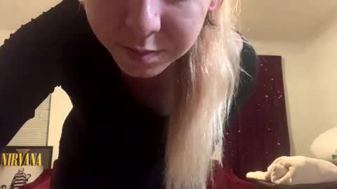 ambionce online show from May 3, 5:35 am