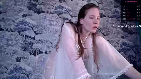 Snapshot of ambrosia_nectar chatting on April 23, 12:29 pm 25 WEEK Princess Linnea online show from April 23, 12:29 pm