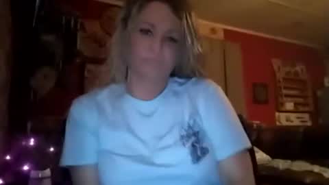 Snapshot of amdavis388 chatting on September 12, 12:55 am amdavis388 online show from September 12, 12:55 am