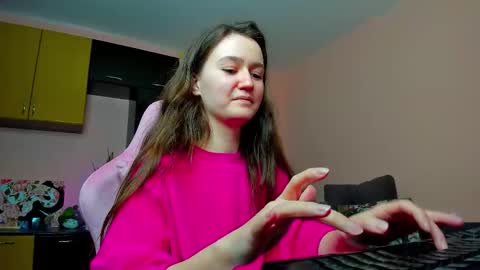 Snapshot of ameli_moon chatting on December 1, 2:44 pm Eileen online show from December 1, 2:44 pm