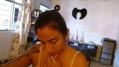 amelia  online show from January 11, 3:17 pm