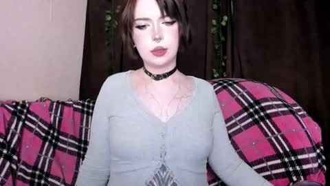 Amelia online show from May 17, 8:27 pm