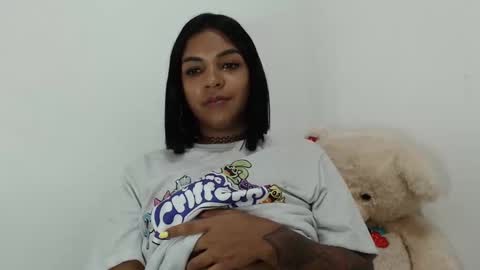 Snapshot of amelia_heaven chatting on December 14, 10:18 pm amelia heaven online show from December 14, 10:18 pm