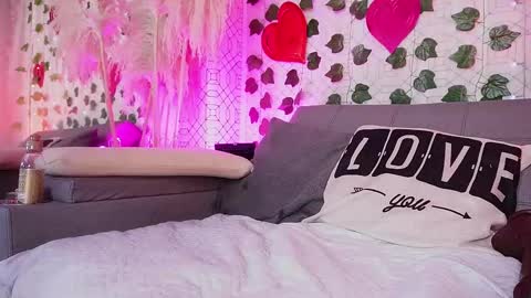 Amelia online show from February 20, 3:12 am