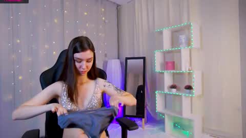 Anna online show from January 29, 6:12 am