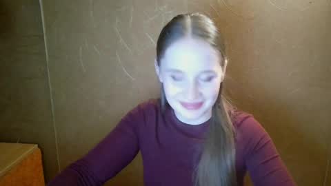 Amelia  online show from May 11, 8:28 pm