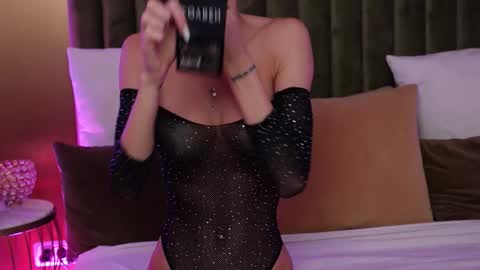 Amelia online show from October 8, 3:37 am