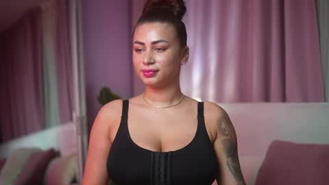  Amelia  online show from May 21, 6:37 pm