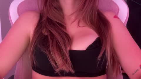 ameliacooperxxx online show from September 19, 7:14 pm