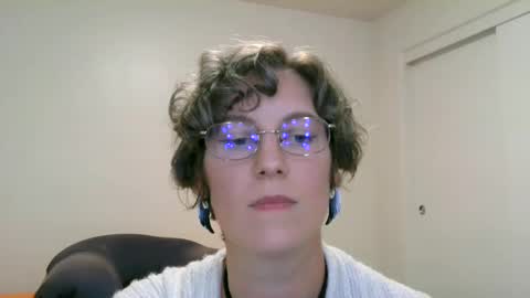 Ameliaishka online show from September 15, 4:01 am