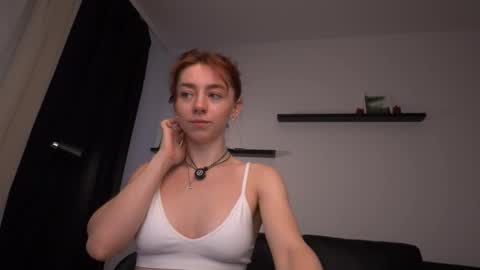 Snapshot of ameliamber0 chatting on October 11, 8:13 am Amelia   online show from October 11, 8:13 am