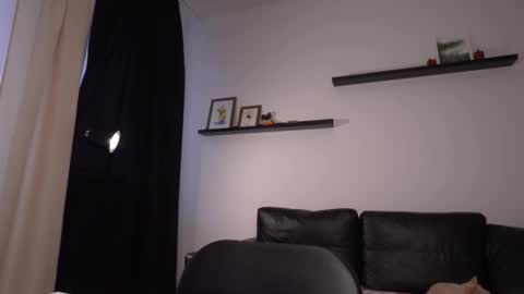 Snapshot of ameliamber0 chatting on October 12, 8:24 am Amelia   online show from October 12, 8:24 am