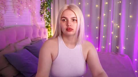  Amelia  online show from May 13, 2:42 am