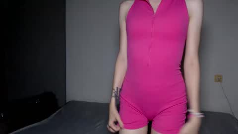 ameliebanshee online show from October 7, 3:42 pm