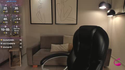 Amelie Graham online show from December 16, 2:16 pm