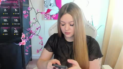 Amelie online show from April 27, 5:16 am