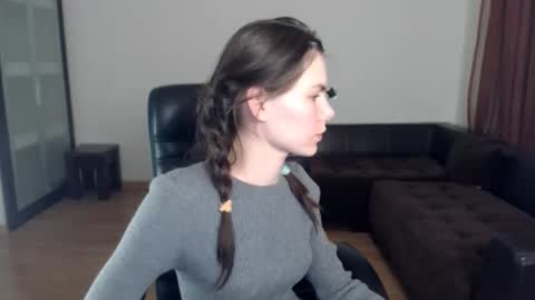 Snapshot of ameliereve chatting on September 29, 4:45 pm Amelie online show from September 29, 4:45 pm