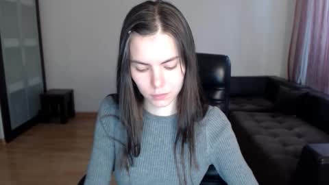 Snapshot of ameliereve chatting on October 1, 1:06 pm Amelie online show from October 1, 1:06 pm