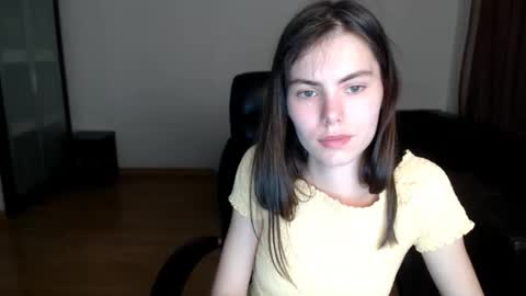 Snapshot of ameliereve chatting on October 9, 5:55 pm Amelie online show from October 9, 5:55 pm