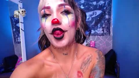 Snapshot of amelierouss chatting on March 21, 8:19 am AMELIEROUS .. see you tomorrow kisses online show from March 21, 8:19 am