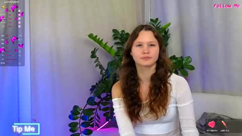 AmeliRoyse online show from September 18, 5:37 pm