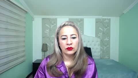 Amell Thomson online show from December 12, 10:56 am