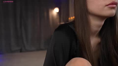 Amy  online show from November 3, 1:51 am