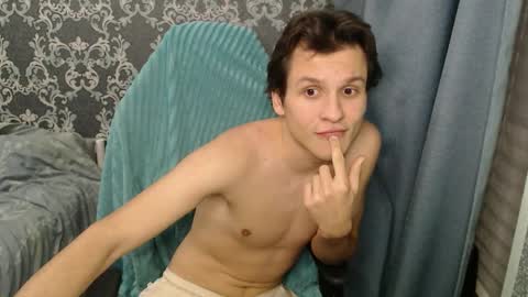 Snapshot of ameson1337 chatting on January 15, 12:04 am Jesse online show from January 15, 12:04 am