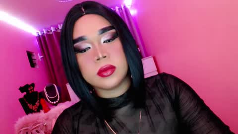 Snapshot of amiadoll chatting on March 5, 3:07 pm Queen Mireska online show from March 5, 3:07 pm