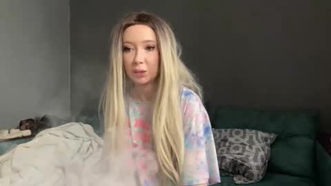 Snapshot of amiair chatting on February 17, 7:16 am Ami Air online show from February 17, 7:16 am