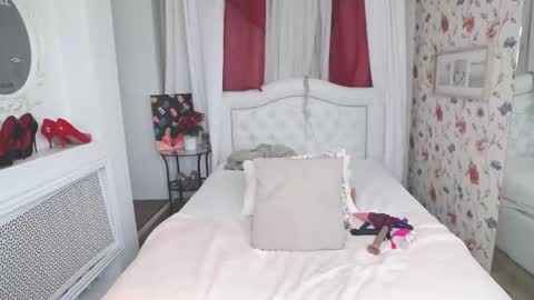 Ami online show from November 20, 6:24 am