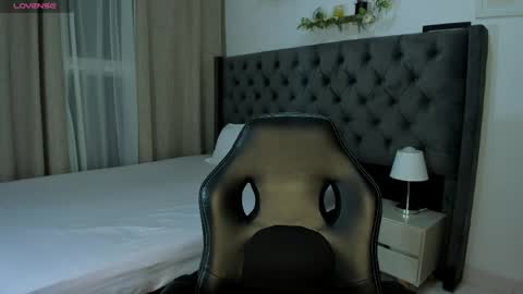 Snapshot of amiirra_ chatting on May 23, 11:31 pm Amira sweet online show from May 23, 11:31 pm