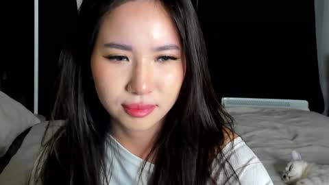 Snapshot of amina_artin chatting on February 2, 6:20 pm Amina online show from February 2, 6:20 pm