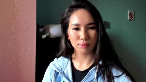 Snapshot of amina_artin chatting on September 30, 11:04 am Amina online show from September 30, 11:04 am