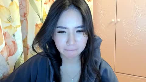 Snapshot of amina_artin chatting on October 7, 9:45 pm Amina online show from October 7, 9:45 pm