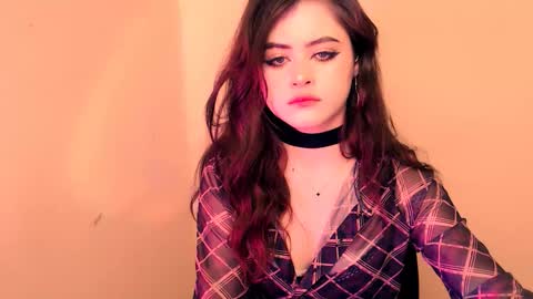 Snapshot of aminarose77 chatting on March 5, 8:32 am Amina online show from March 5, 8:32 am