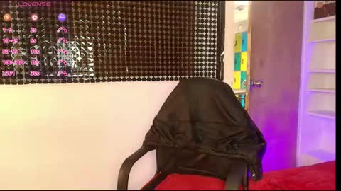 Snapshot of amiranast_ chatting on March 13, 4:13 pm Amira online show from March 13, 4:13 pm