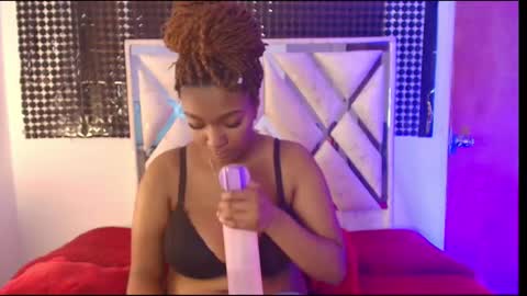 Snapshot of amiranast_ chatting on March 25, 6:36 pm Amira online show from March 25, 6:36 pm