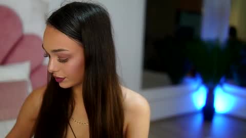 Amiraveyl online show from October 4, 8:51 pm